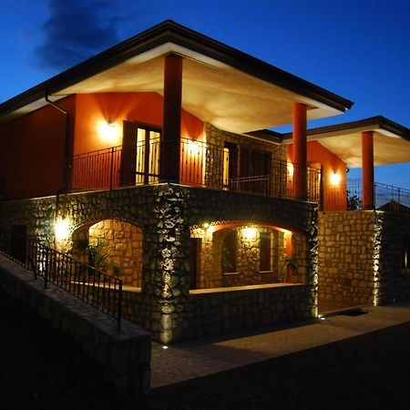 Pinus Rooms Benevento Exterior photo